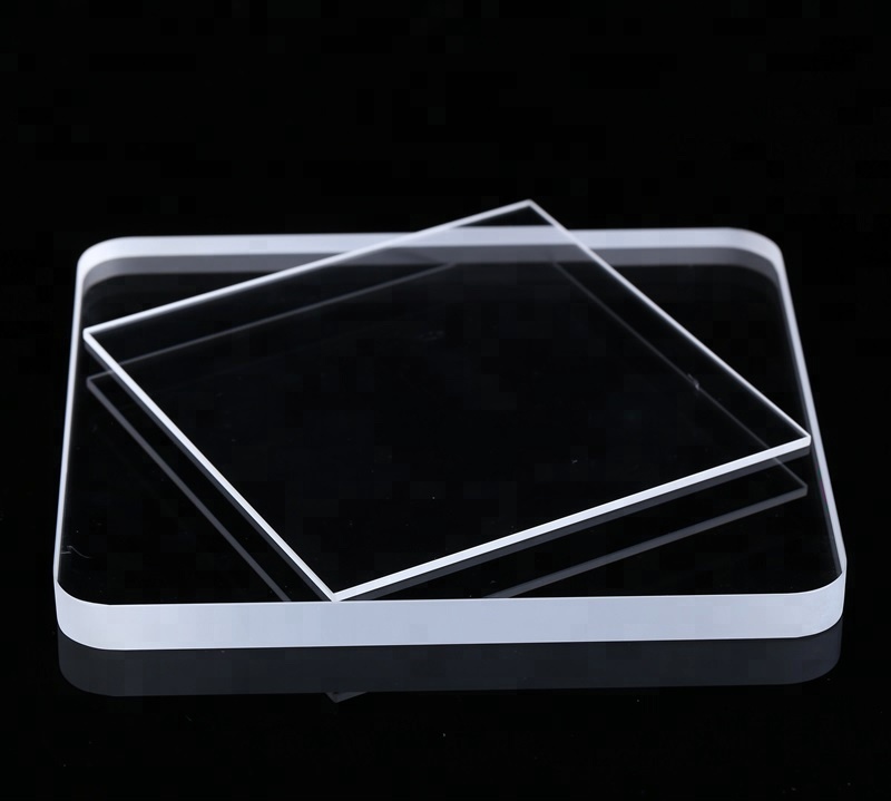 Transparent quartz plate